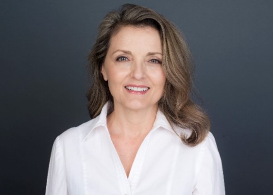 Carol Woodward Ratzlaff photo