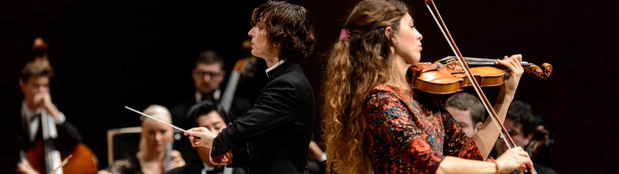 woman playing violin